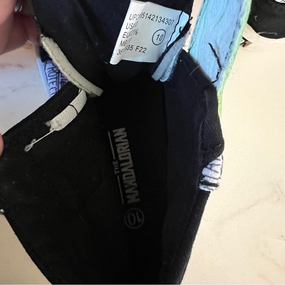 Star Wars Grogu shoes boys size 10 - Picture 5 of 6